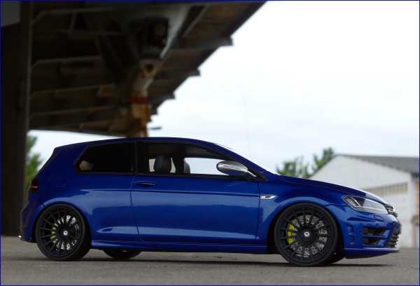 1:18 VW Golf VII 7 R 2014 Lapiz- Blau / Blue Edition +OVP